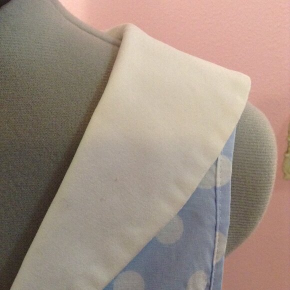 Retro Blue Polka-Dot Sleeveless Dress with White Collar - Picture 2 of 3